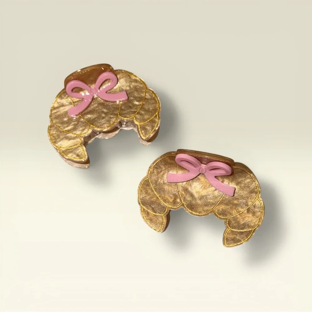 🎀 🥐 NEW Set Pink Bow Croissant Claw Clips Hair Accessories 🥐 🎀